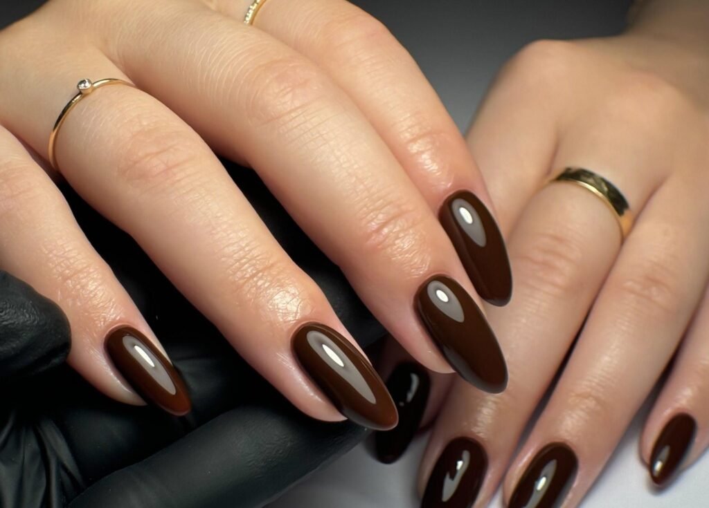 Trendy fall nail ideas for 2026