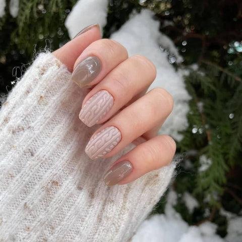 Cozy sweater-inspired fall nails